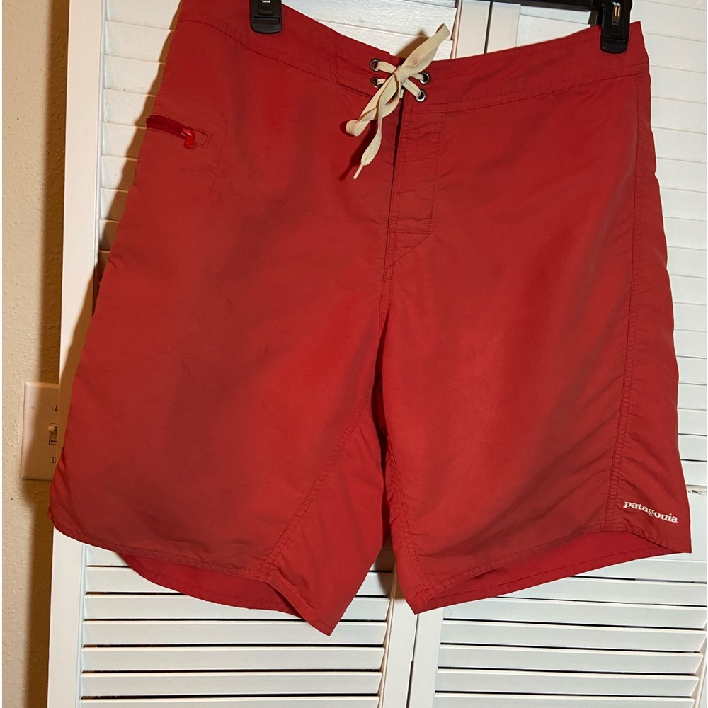 Patagonia bathing suit. Great condition Sz 36 mens LENGTH 22”